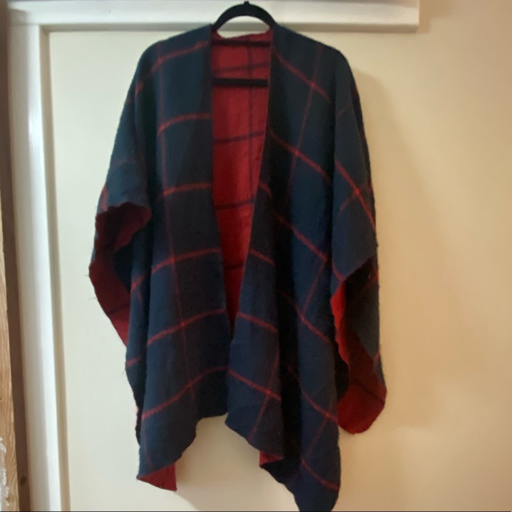 Reversible Shawl - image 1